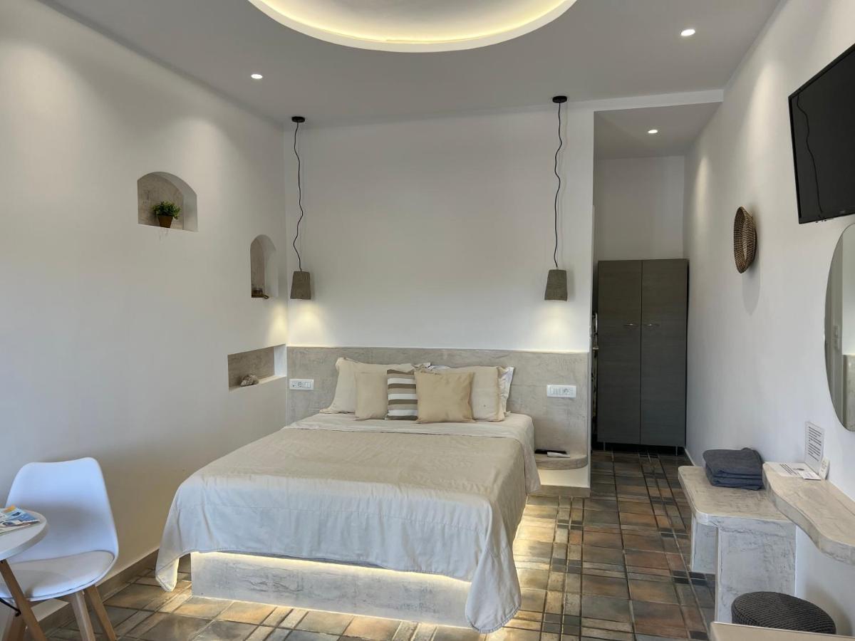 Arapiou Apartments Perivolos  Exterior photo