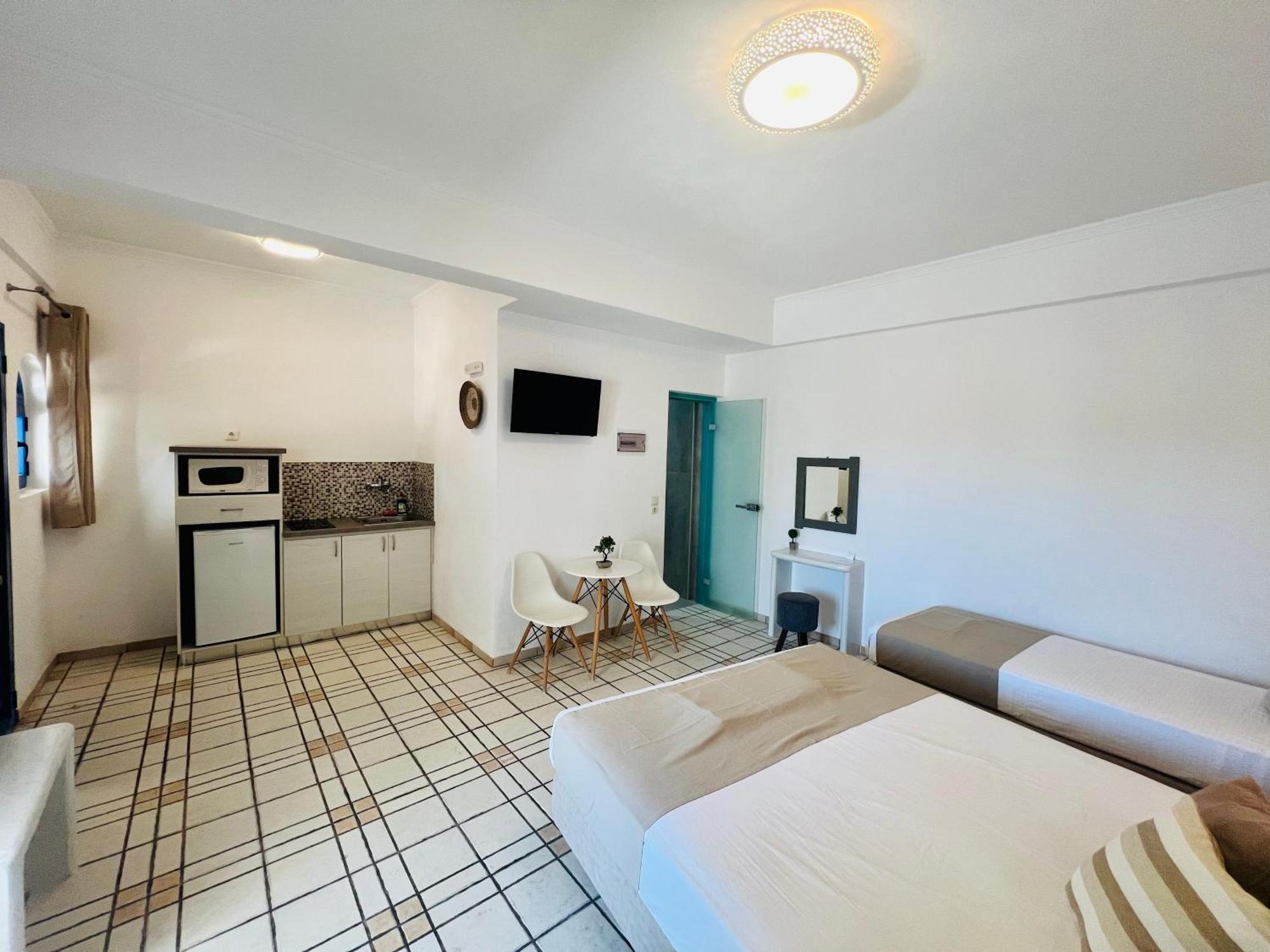 Arapiou Apartments Perivolos  Room photo