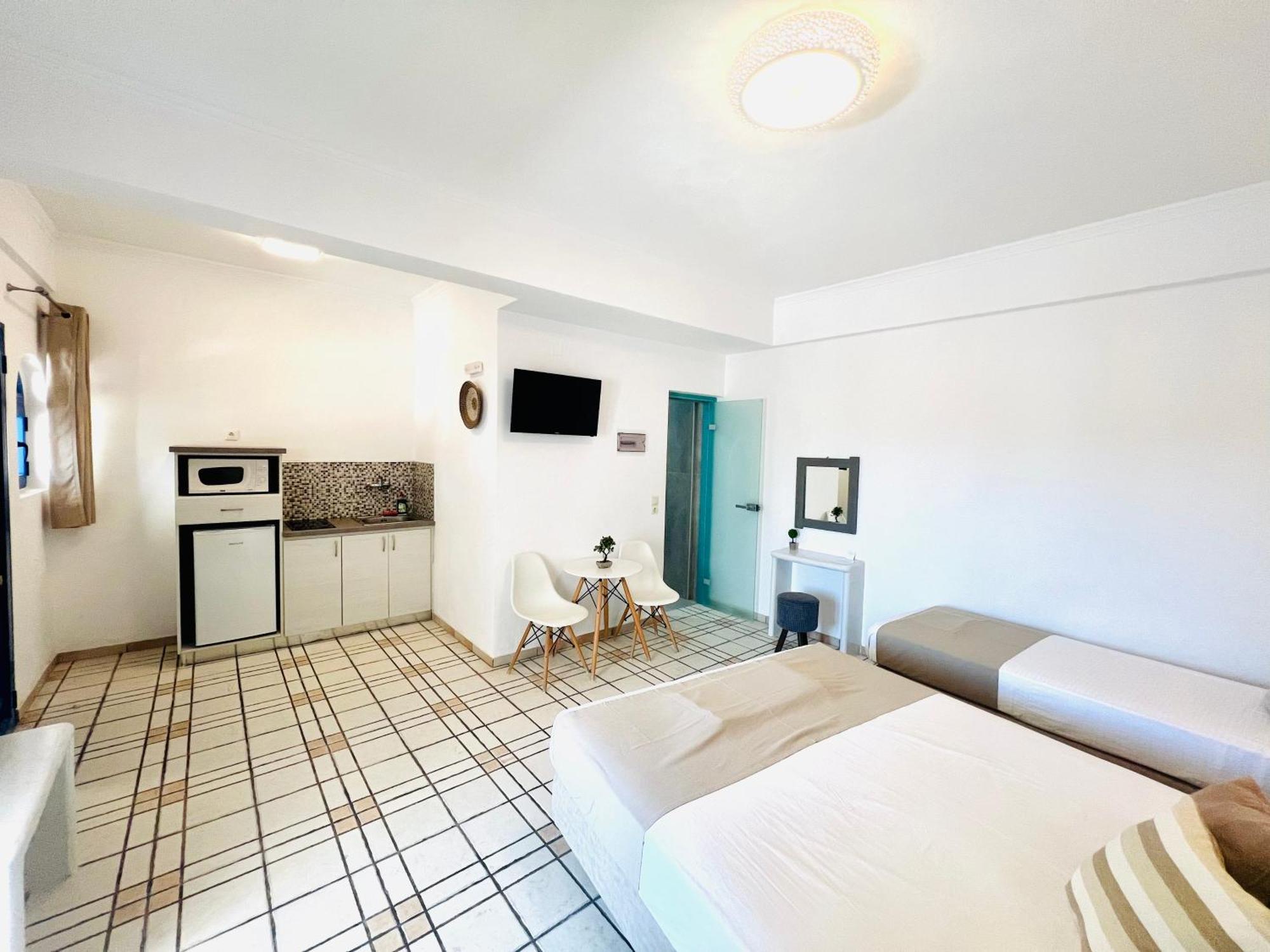 Arapiou Apartments Perivolos  Room photo